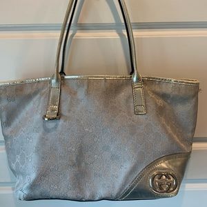 Gucci silver tote bag (medium)